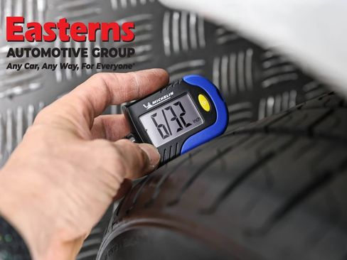 Used 2023 Tesla Model 3 Standard Range image 24