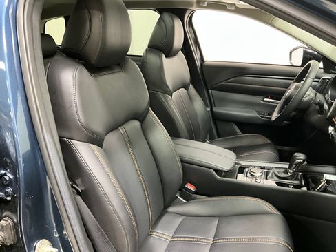 Used 2025 MAZDA CX-50 AWD 2.5 S w/ Premium Plus Pkg image 7