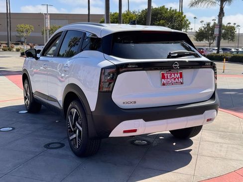New 2026 Nissan Kicks SV FWD image 6
