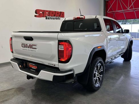 Used 2025 GMC Canyon AT4 AWD/4WD image 3