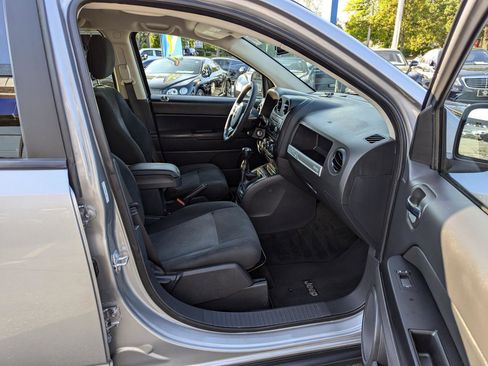 Used 2017 Jeep Compass Sport w/ Power Value Group AWD/4WD image 24
