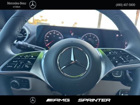 Used 2025 Mercedes-Benz GLA 250 GLA 250 image 27