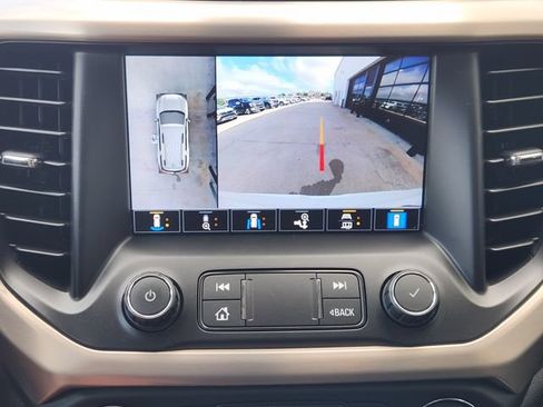 Used 2021 GMC Acadia Denali w/ Denali Technology Package FWD image 6