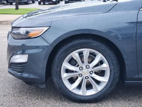 Used 2021 Chevrolet Malibu LT FWD image 6