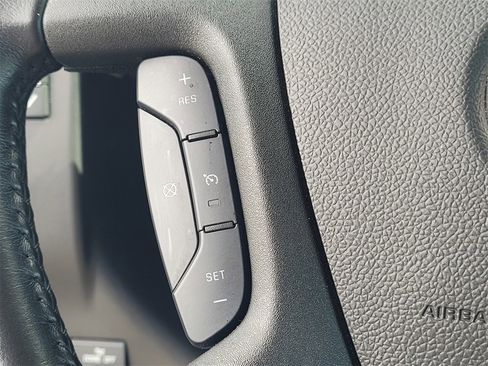 Used 2023 GMC Savana 3500 LS image 14