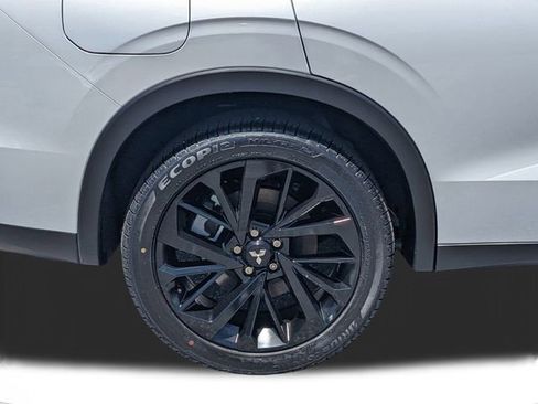 New 2025 Mitsubishi Outlander SEL Black Edition image 11