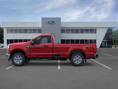 New 2026 Ford F250 XLT w/ FX4 Off-Road Package AWD/4WD image 3
