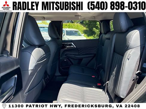 New 2026 Mitsubishi Outlander SEL AWD/4WD image 12