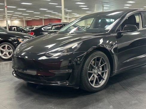 Used 2021 Tesla Model 3 Standard Range Plus RWD image 11