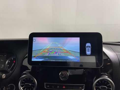 Used 2018 Mercedes-Benz Metris Passenger image 27