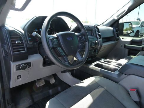 Used 2016 Ford F150 XL w/ Equipment Group 101A Mid AWD/4WD image 22
