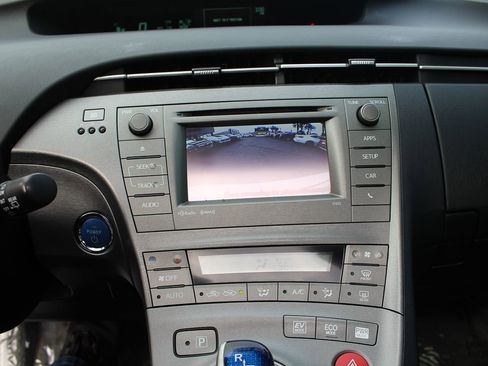 Used 2013 Toyota Prius Three image 29