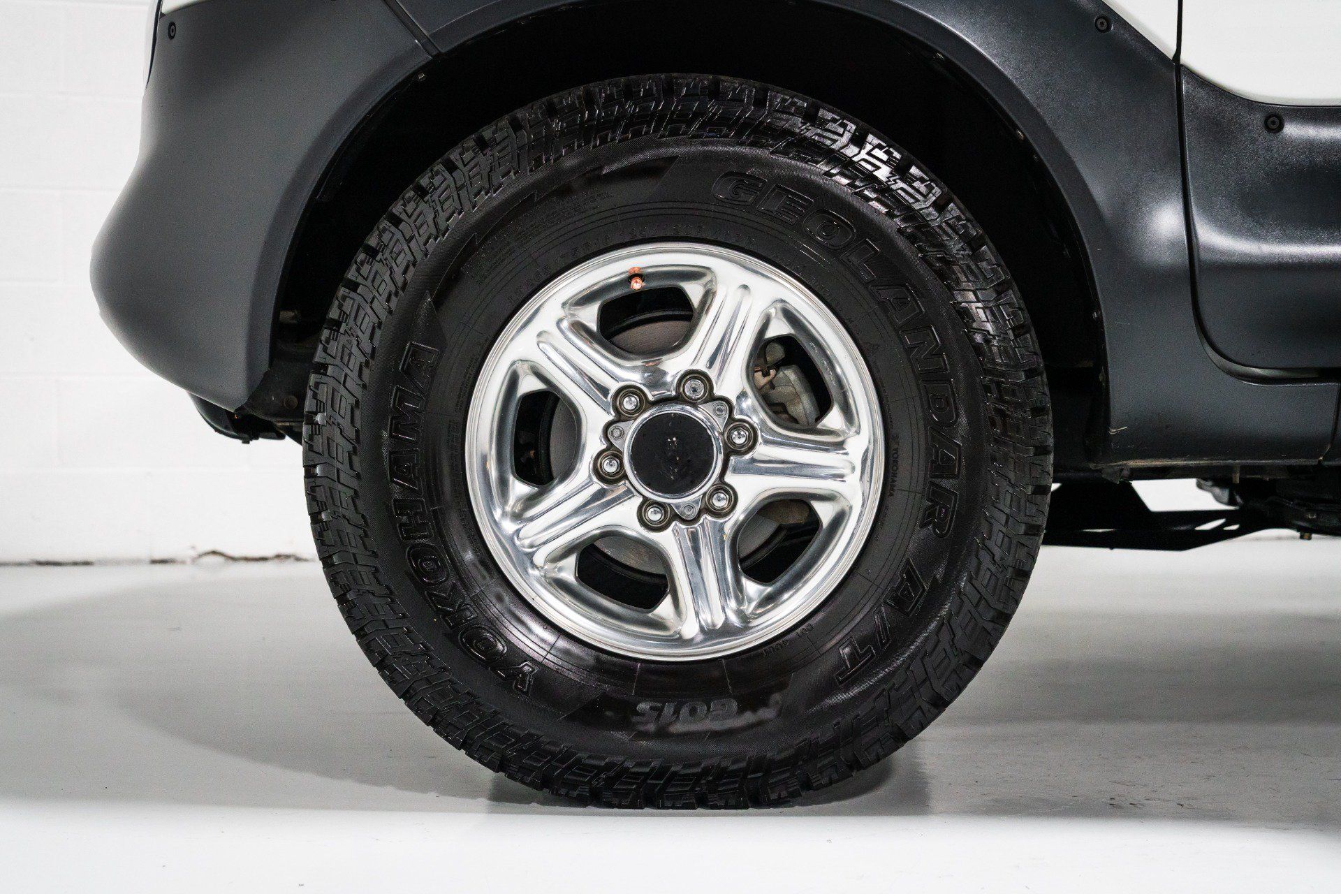 Used 1999 Isuzu VehiCROSS AWD/4WD image 9