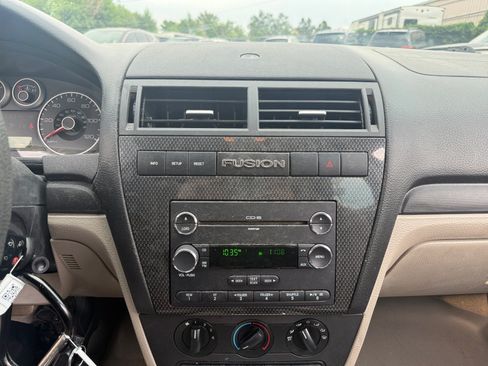 Used 2009 Ford Fusion SE FWD image 27