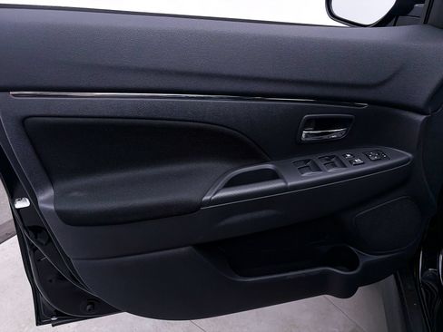 New 2026 Mitsubishi Outlander Sport LE AWD/4WD image 7