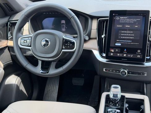 New 2026 Volvo XC90 B5 Plus w/ Protection Package AWD/4WD image 6