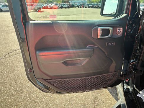 Used 2020 Jeep Wrangler Unlimited Rubicon w/ Quick Order Package 28Y Recon AWD/4WD image 14
