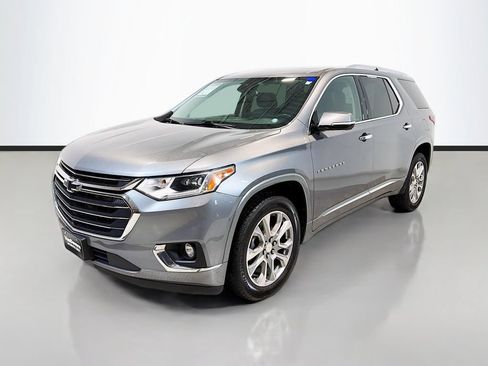 Used 2020 Chevrolet Traverse Premier FWD image 5