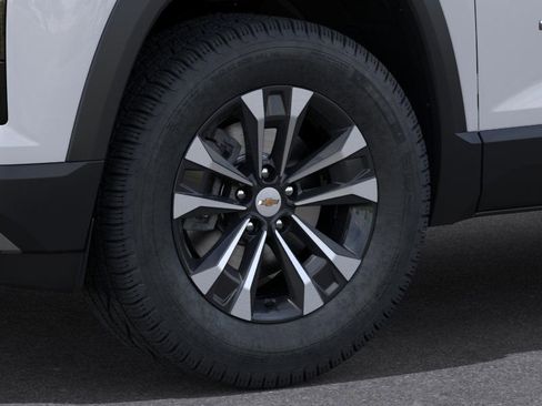 New 2026 Chevrolet Equinox LT w/ Safety and Technology Package image 32