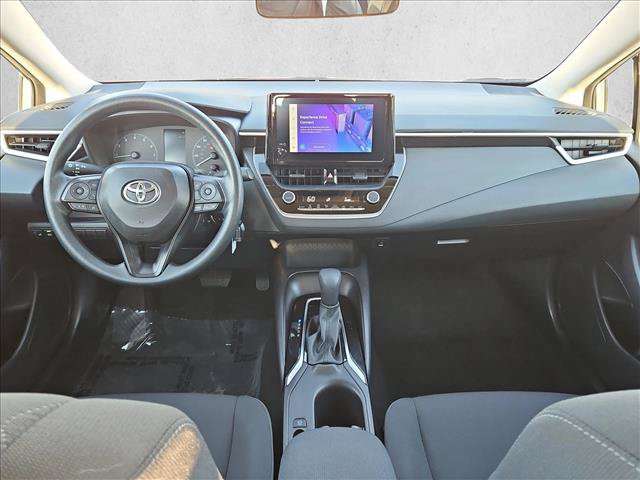 Used 2025 Toyota Corolla LE FWD image 17