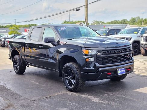 Used 2023 Chevrolet Silverado 1500 Custom Trail Boss AWD/4WD image 7