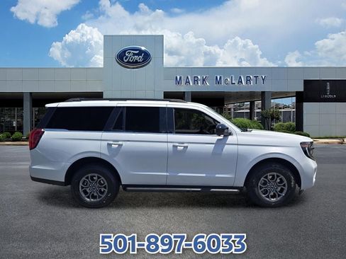 Used 2025 Ford Expedition Active RWD image 6