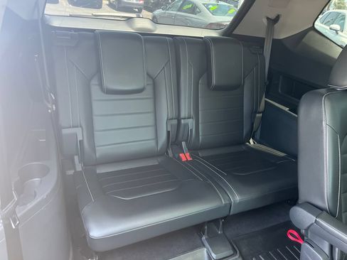 Used 2022 Volkswagen Atlas SEL Premium AWD/4WD image 48