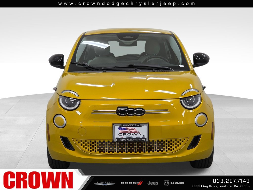 New 2026 FIAT 500 e FWD image 2