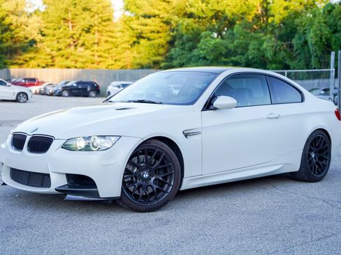 Used 2013 BMW M3 Coupe RWD image 3