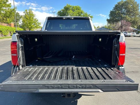 Used 2024 Toyota Tacoma SR w/ SR Upgrade Package AWD/4WD image 25