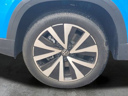 Used 2023 Volkswagen Taos SE FWD image 26