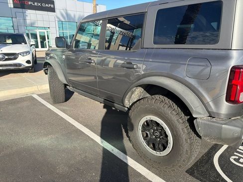 Used 2023 Ford Bronco Big Bend w/ Sasquatch Package AWD/4WD image 4