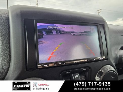 Used 2014 Jeep Wrangler Unlimited Sport w/ Quick Order Package 24S AWD/4WD image 16