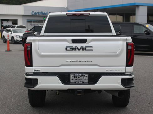 Used 2024 GMC Sierra 2500 Denali Ultimate w/ Max Trailering Package AWD/4WD image 6