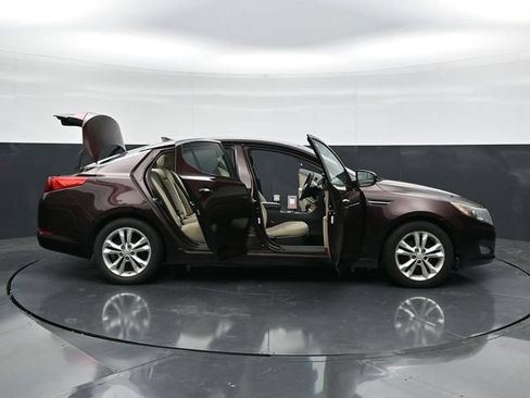 Used 2013 Kia Optima LX FWD image 45