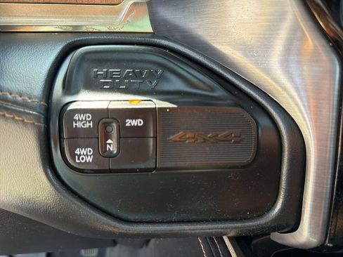 Used 2023 RAM 2500 Limited AWD/4WD image 51
