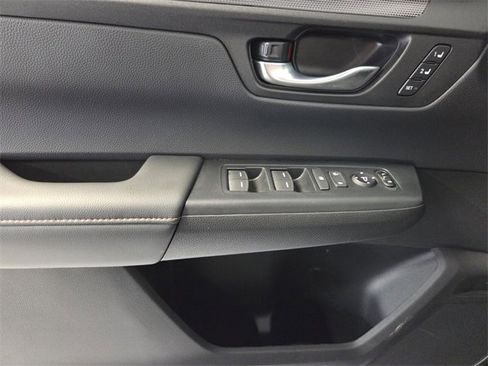 Used 2025 Honda CR-V Sport-L image 40