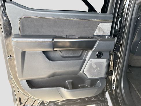 Used 2023 Ford F150 Platinum image 26