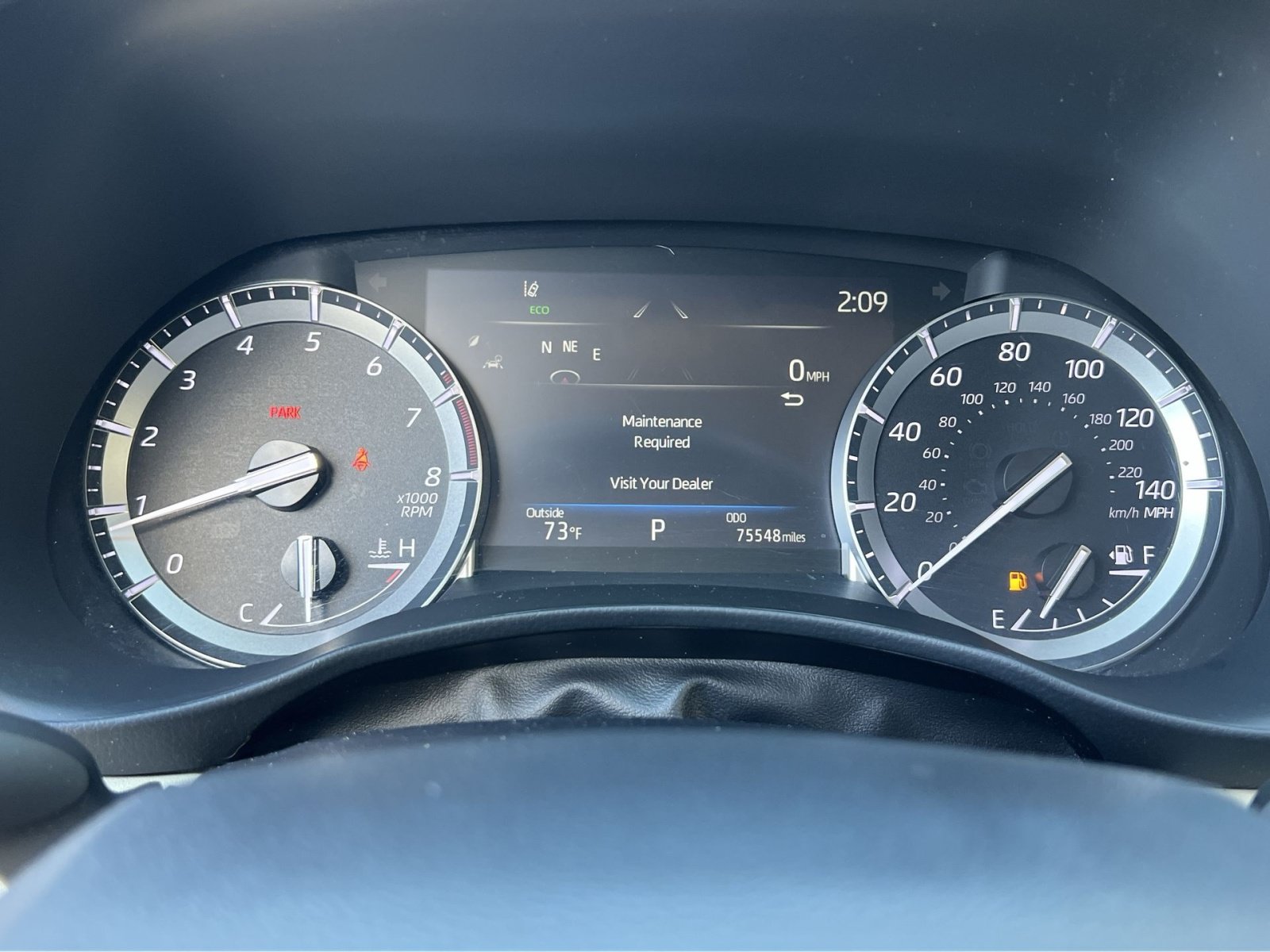 Used 2022 Toyota Highlander XLE AWD/4WD image 16