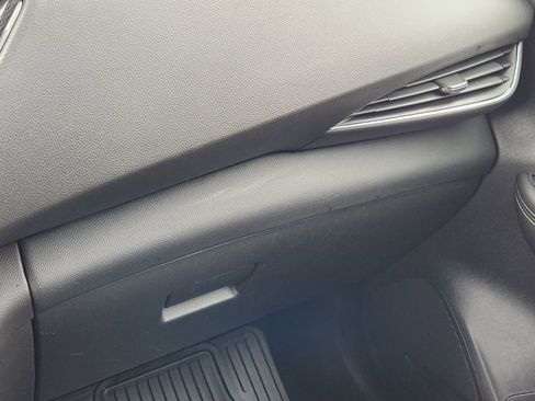 Used 2023 Buick Envision Essence w/ Sport Touring Package image 23