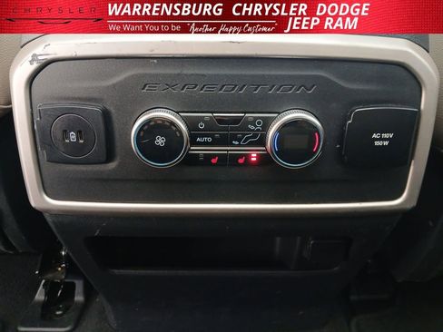 Used 2024 Ford Expedition Max Limited image 16