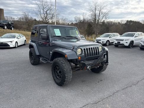 Used 2007 Jeep Wrangler Sahara w/ Trailer Tow Group image 2