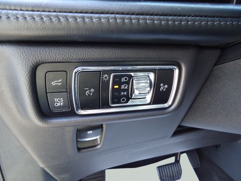 Used 2023 Lincoln Nautilus Reserve w/ Equipment Group 201A AWD/4WD image 14