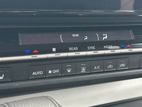 Certified 2025 Toyota Sienna XLE w/ XLE Plus Package AWD/4WD image 27