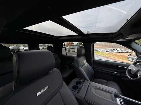 New 2025 Ford Expedition Max Platinum w/ Stealth Performance Package image 34