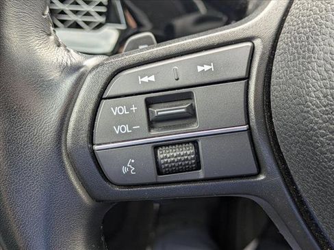 Used 2023 Honda Accord EX-L image 11