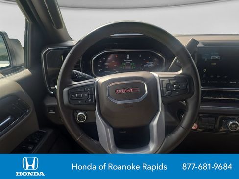 Used 2025 GMC Sierra 1500 SLT RWD image 13