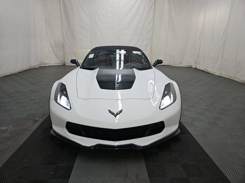 Used 2015 Chevrolet Corvette Z06 w/ 3LZ Preferred Equipment Group RWD image 2