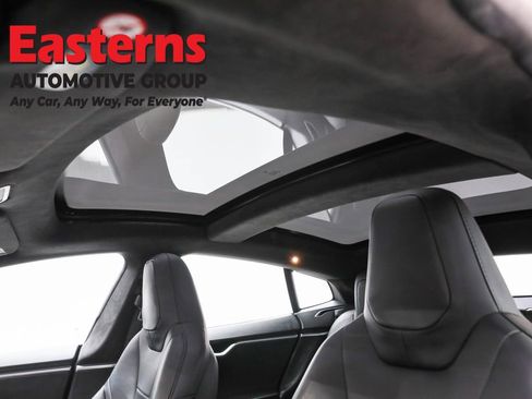 Used 2016 Tesla Model S 90D image 31