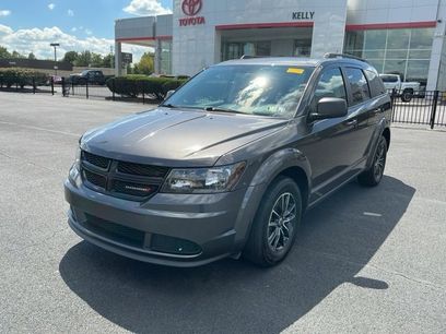 Used 2018 Dodge Journey SE w/ Connectivity Group